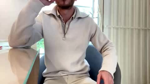 Snapshot of dmot2024 chatting on December 4, 2025, 10:57 am dmot2024 online show from December 4, 2025, 10:57 am