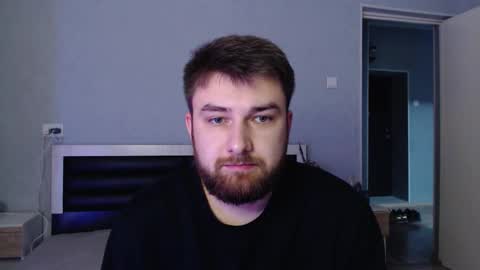 do_you_feel_pain online show from October 24, 2025, 9:33 pm