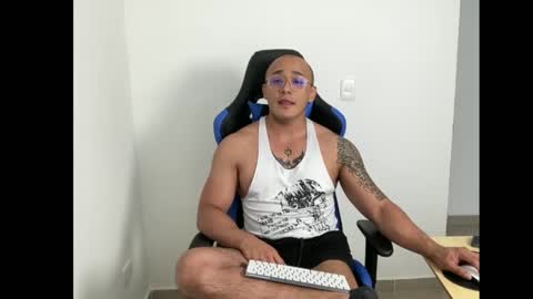 Snapshot of doctorgymxxx95 chatting on September 28, 2025, 1:49 pm DoctorGymxxx95 online show from September 28, 2025, 1:49 pm