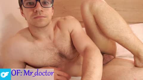 Snapshot of doctors_best_ chatting on May 15, 2026, 11:34 pm doctors best online show from May 15, 2026, 11:34 pm