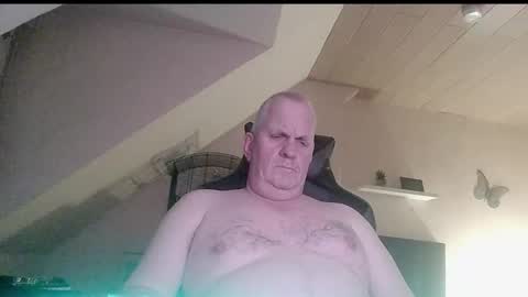 Snapshot of doggy2629 chatting on January 16, 2026, 4:55 pm doggy2629 online show from January 16, 2026, 4:55 pm