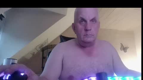 doggy2629 online show from June 24, 2026, 7:57 pm