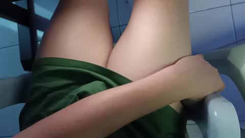 asian little tiger online show from March 4, 2025, 3:59 pm