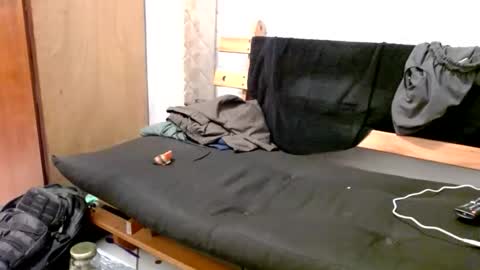 dogtattoo77 online show from November 1, 2025, 4:58 am