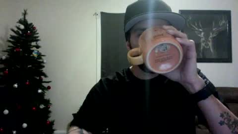 Snapshot of doingmek9 chatting on December 28, 2024, 10:02 pm doingmek9 online show from December 28, 2024, 10:02 pm