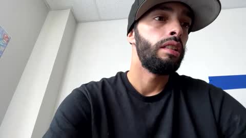 Snapshot of doingmek9 chatting on October 18, 2025, 3:57 pm doingmek9 online show from October 18, 2025, 3:57 pm