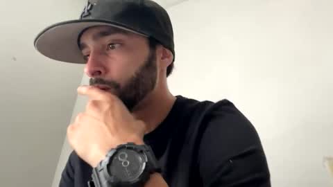 Snapshot of doingmek9 chatting on November 10, 2025, 3:22 pm doingmek9 online show from November 10, 2025, 3:22 pm