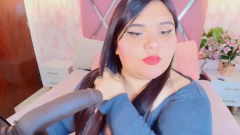 Snapshot of dolce_pearl chatting on May 2, 2026, 3:11 am Dolce Pearl online show from May 2, 2026, 3:11 am