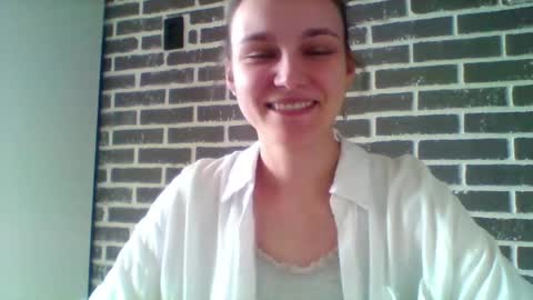 Snapshot of dolcezza_ chatting on April 8, 2026, 11:21 am dolcezza_ online show from April 8, 2026, 11:21 am