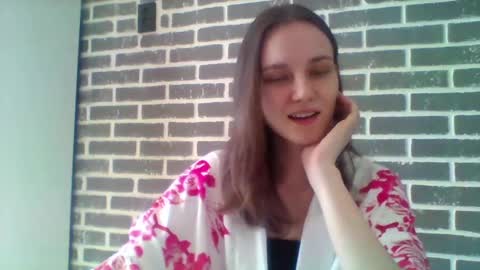 Snapshot of dolcezza_ chatting on April 15, 2026, 11:28 am dolcezza_ online show from April 15, 2026, 11:28 am