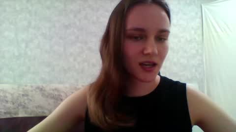 Snapshot of dolcezza_ chatting on May 7, 2026, 10:42 am dolcezza_ online show from May 7, 2026, 10:42 am
