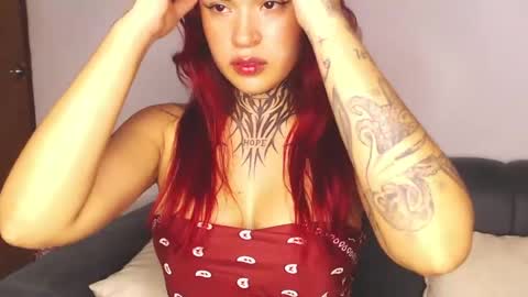 Snapshot of doll_and_thebrown chatting on April 29, 2026, 1:21 am doll_and_thebrown online show from April 29, 2026, 1:21 am