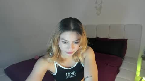 doll_oriana online show from April 11, 2026, 8:57 pm