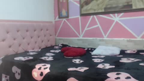 Snapshot of doll_rihana chatting on May 7, 2026, 7:19 pm doll rihana online show from May 7, 2026, 7:19 pm