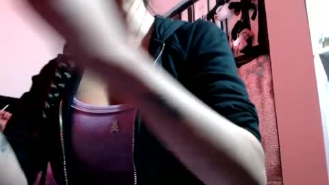 Catherine XXX online show from January 8, 2025, 4:55 am