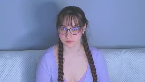 Tessa online show from April 6, 2026, 2:20 am