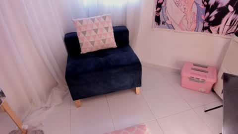 Roxana  independent model can you help me reach 100 hands up uwu online show from June 24, 2026, 10:53 pm