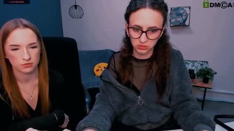 Snapshot of doll_vey chatting on March 3, 2025, 12:37 pm doll_vey online show from March 3, 2025, 12:37 pm