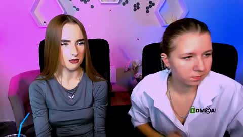 Snapshot of doll_vey chatting on November 20, 2025, 8:41 pm doll_vey online show from November 20, 2025, 8:41 pm