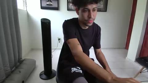 DollarHot30 online show from February 2, 2026, 7:34 pm