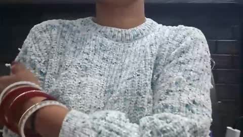 dollmeenu online show from October 28, 2025, 3:58 pm