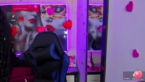 Snapshot of dolly_boob chatting on February 18, 2026, 3:24 am dolly_boob online show from February 18, 2026, 3:24 am