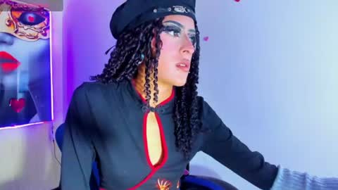 dolly_boob online show from August 4, 2026, 4:26 am