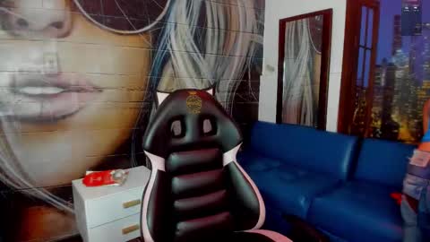 Dolly pocket online show from March 25, 2026, 9:10 pm