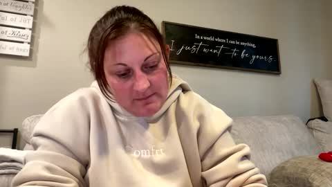 Dolly online show from March 4, 2025, 5:56 pm