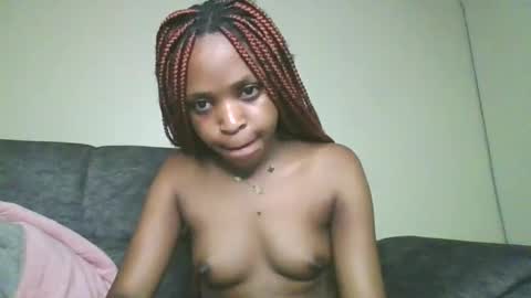 Snapshot of dollythegirl chatting on April 5, 2026, 2:03 pm kadolly online show from April 5, 2026, 2:03 pm