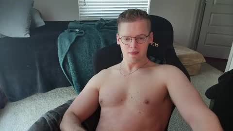 Snapshot of doloresman chatting on June 19, 2026, 10:02 pm doloresman online show from June 19, 2026, 10:02 pm