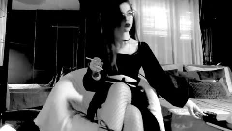 Dolores Sage online show from April 9, 2026, 12:10 pm