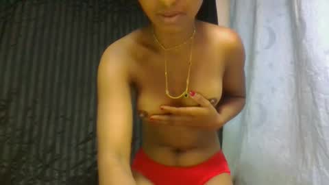 Snapshot of doloresslu chatting on February 6, 2026, 1:21 am doloresslu online show from February 6, 2026, 1:21 am