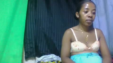 doloresslu online show from March 23, 2026, 9:24 am