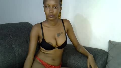 dolsexy online show from April 22, 2026, 5:32 am