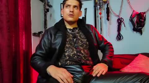 Snapshot of dom2travelers_sm chatting on May 28, 2026, 7:33 pm Diego Castell online show from May 28, 2026, 7:33 pm