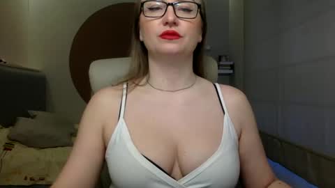 DOM MUMMY online show from February 27, 2025, 6:29 am