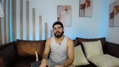 domboy  online show from June 2, 2026, 8:44 pm