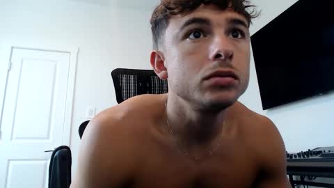 Dom online show from October 17, 2025, 6:21 pm