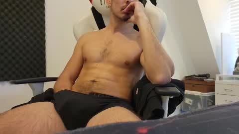 Snapshot of dominance chatting on November 24, 2025, 1:22 pm Master Dominance online show from November 24, 2025, 1:22 pm