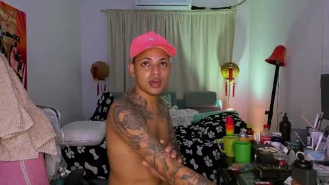 Snapshot of dominant_gay_xxx chatting on May 18, 2026, 1:45 am jjhoy online show from May 18, 2026, 1:45 am