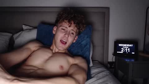 Alex...  online show from November 5, 2025, 2:11 am