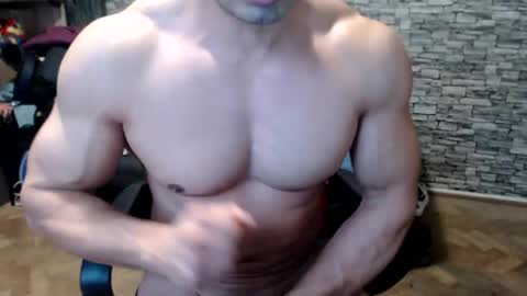 Snapshot of dominatemuscle chatting on December 21, 2024, 7:03 am Kevin online show from December 21, 2024, 7:03 am