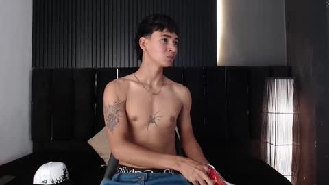 Dominic online show from December 15, 2025, 11:20 pm