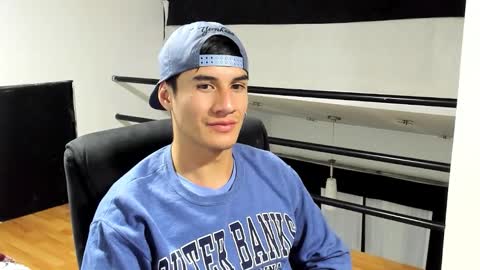 Your real love online show from November 7, 2025, 1:49 am