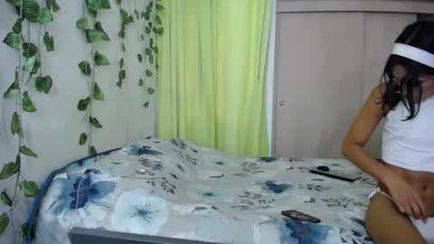 Snapshot of dominic_sofia chatting on April 23, 2026, 11:31 am dominic_sofia online show from April 23, 2026, 11:31 am