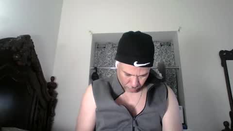 Snapshot of dominicanorico chatting on April 6, 2026, 4:21 am luis online show from April 6, 2026, 4:21 am