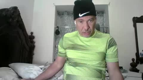 Snapshot of dominicanorico chatting on April 27, 2026, 2:53 am luis online show from April 27, 2026, 2:53 am