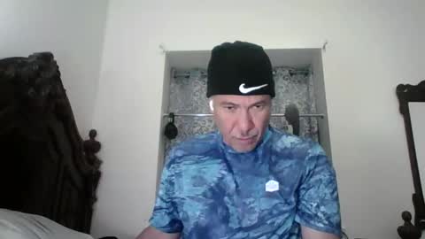 Snapshot of dominicanorico chatting on May 13, 2026, 2:42 am luis online show from May 13, 2026, 2:42 am