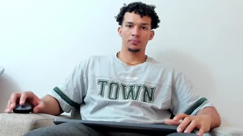 Snapshot of dominick_star chatting on January 16, 2025, 3:23 am Dominick Star online show from January 16, 2025, 3:23 am